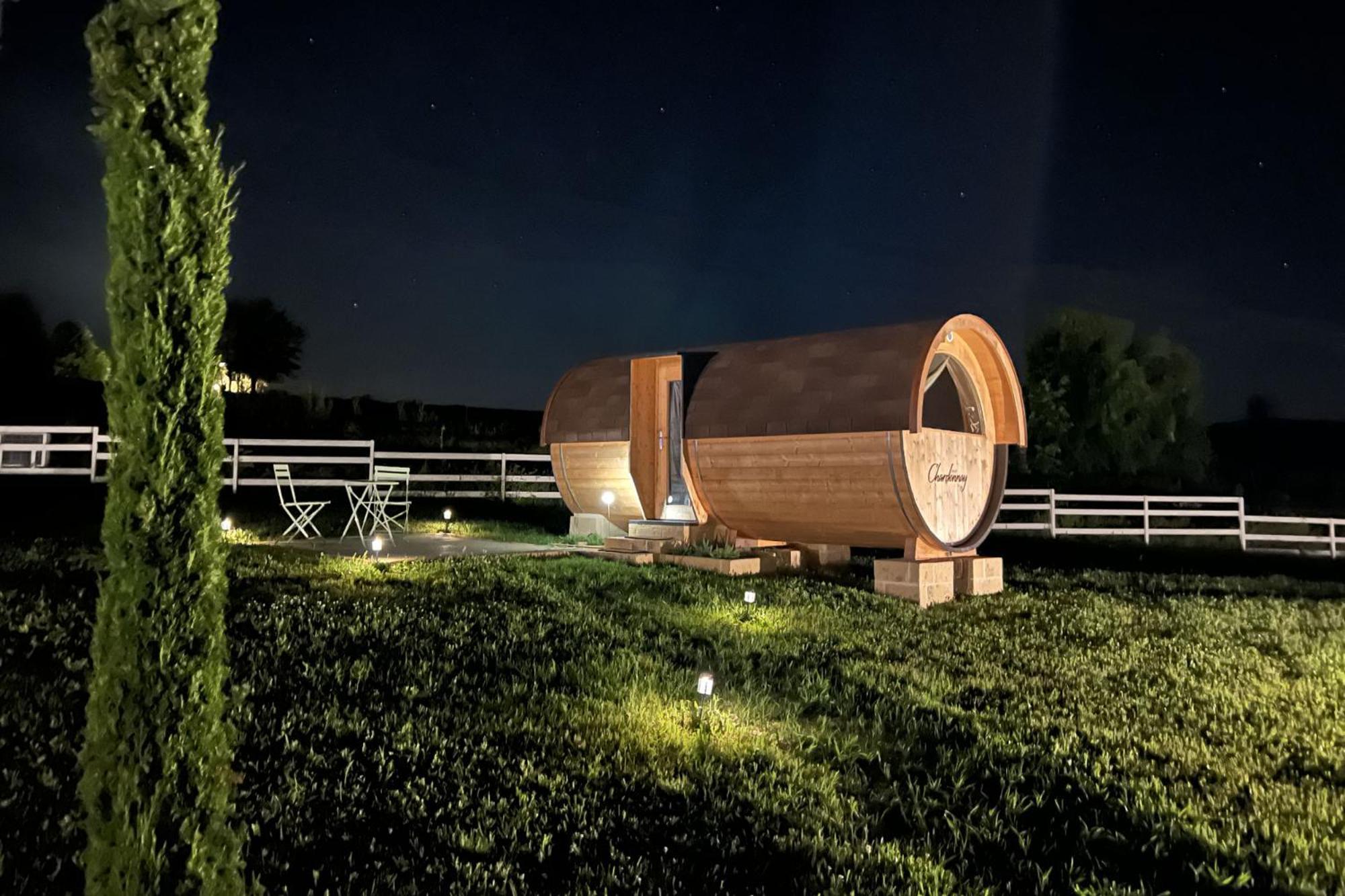 Notte Nella Botte Hotell Vignale Exteriör bild